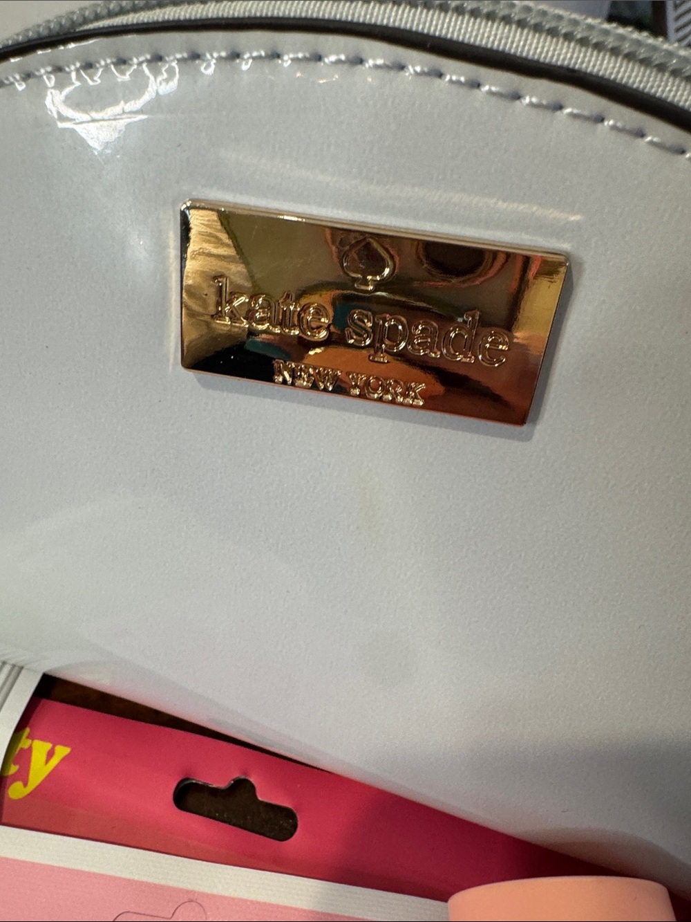 💕kate spade pastel light blue dome cosmetic pouch and earrings w/beauty kit (3) - Picture 5 of 9